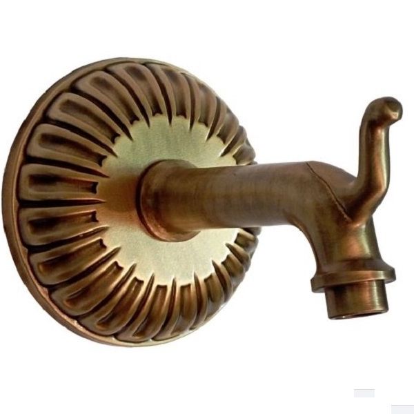 Water fountain spout with large escutcheon