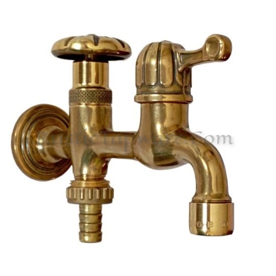 Retro classic bathroom water spigot in polished brass finish