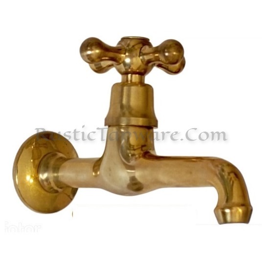 Retro classic bathroom water spigot in polished brass finish