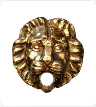 Medium Size Lion Head in Brass for Water Fountain Spout and Tap