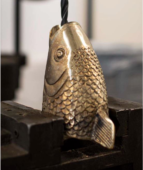 Fish head in brass for wall water fountain