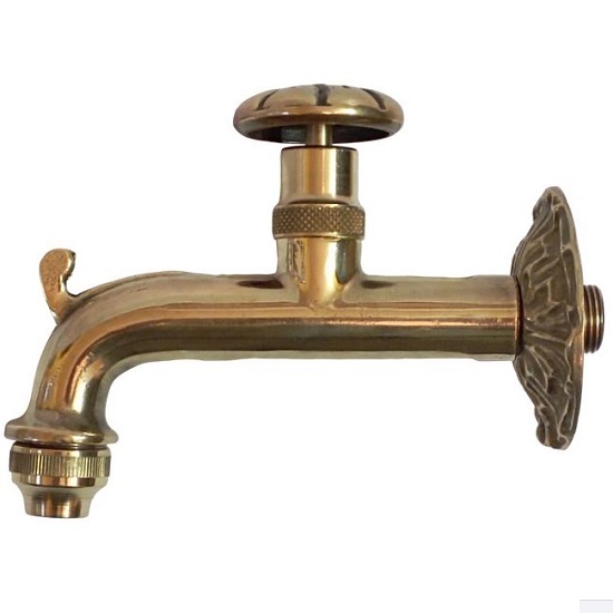 Retro styled artisitc faucet with round handle in polished brass finish